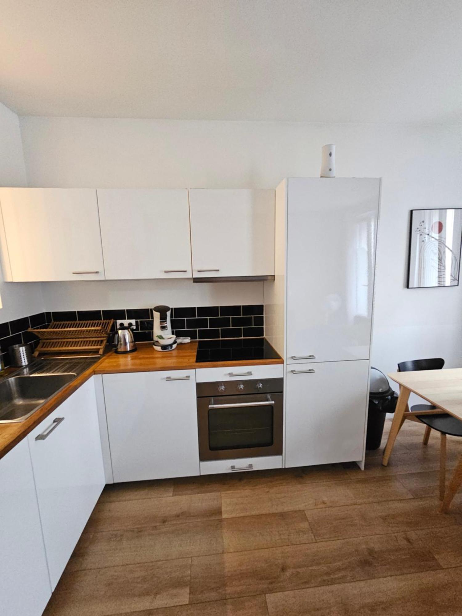 *Appartement Moderne/2 Minutes Du Metro* Сент-Уен Екстериор снимка