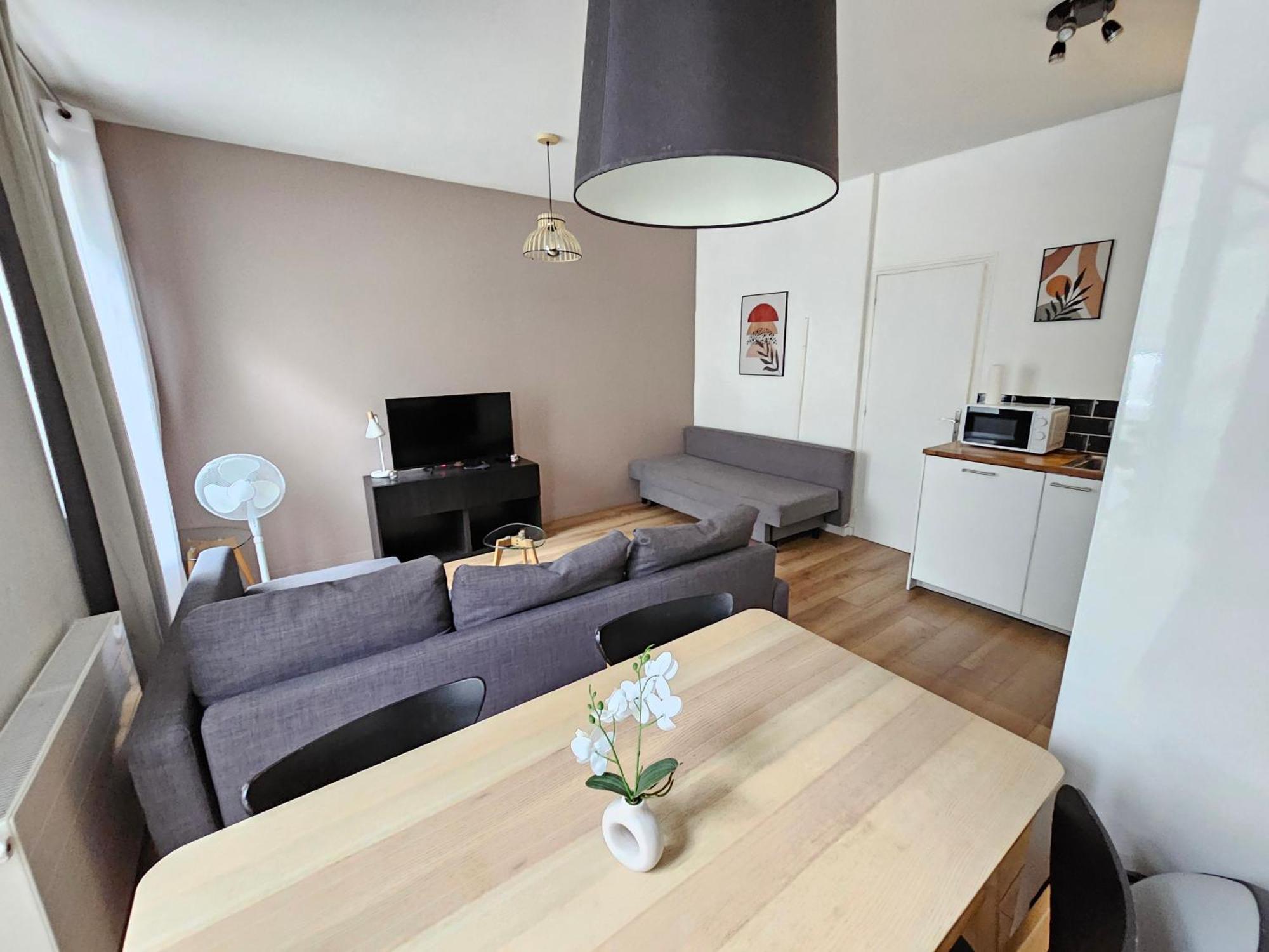 *Appartement Moderne/2 Minutes Du Metro* Сент-Уен Екстериор снимка