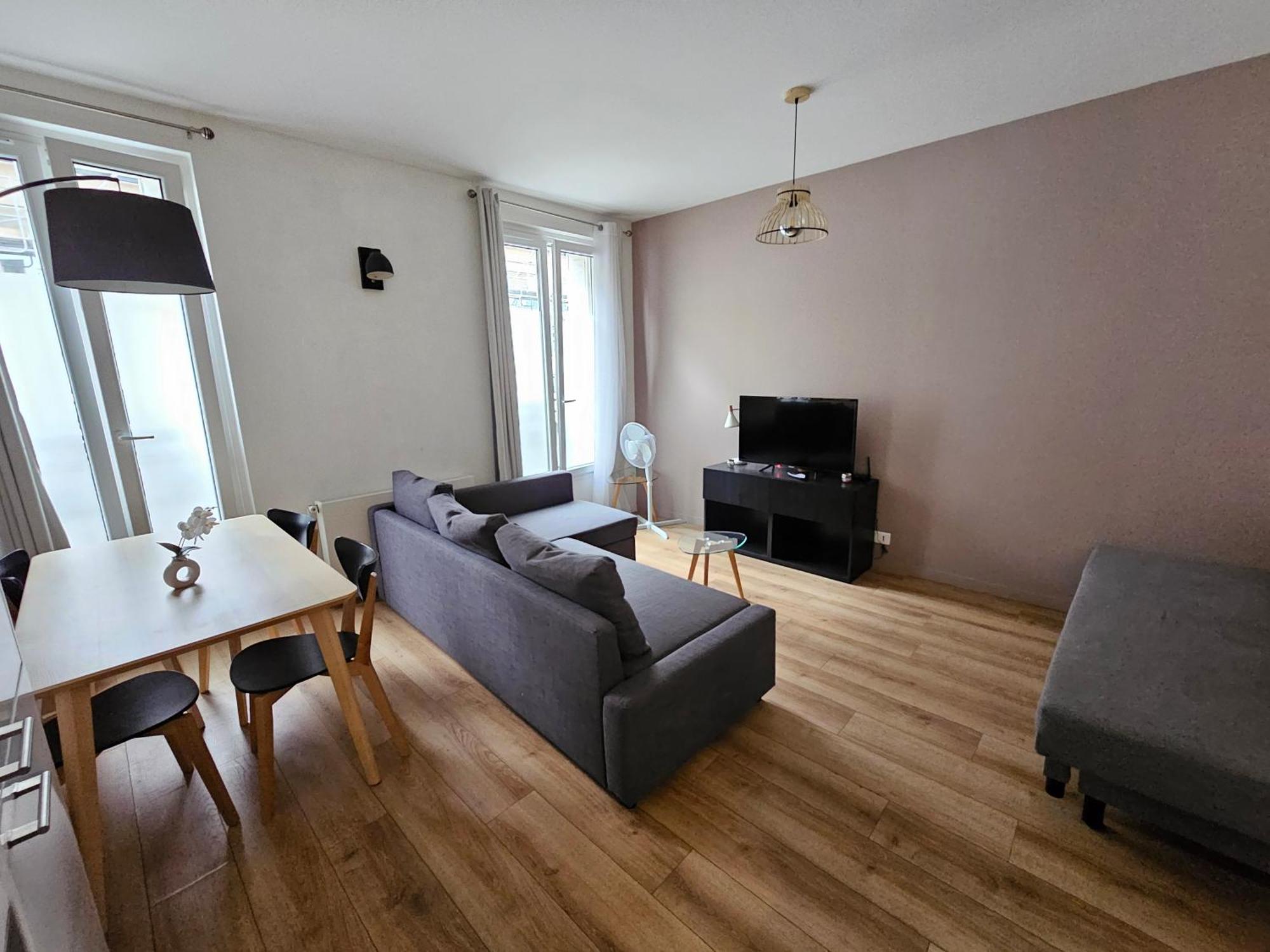 *Appartement Moderne/2 Minutes Du Metro* Сент-Уен Екстериор снимка