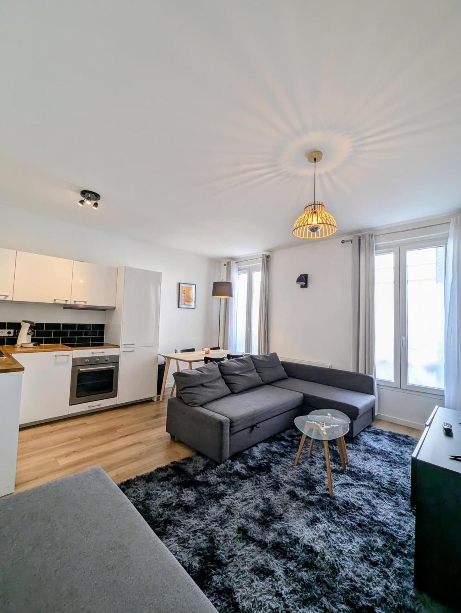 *Appartement Moderne/2 Minutes Du Metro* Сент-Уен Екстериор снимка